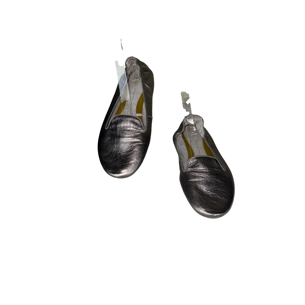 Gap Metallic Scrunch Slipper Pewter Silver Ballet Flats Size 8